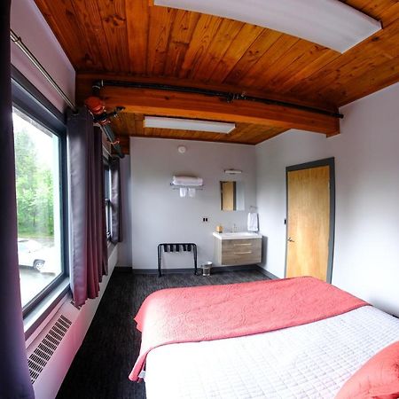 Seward Adventure Lodge Экстерьер фото