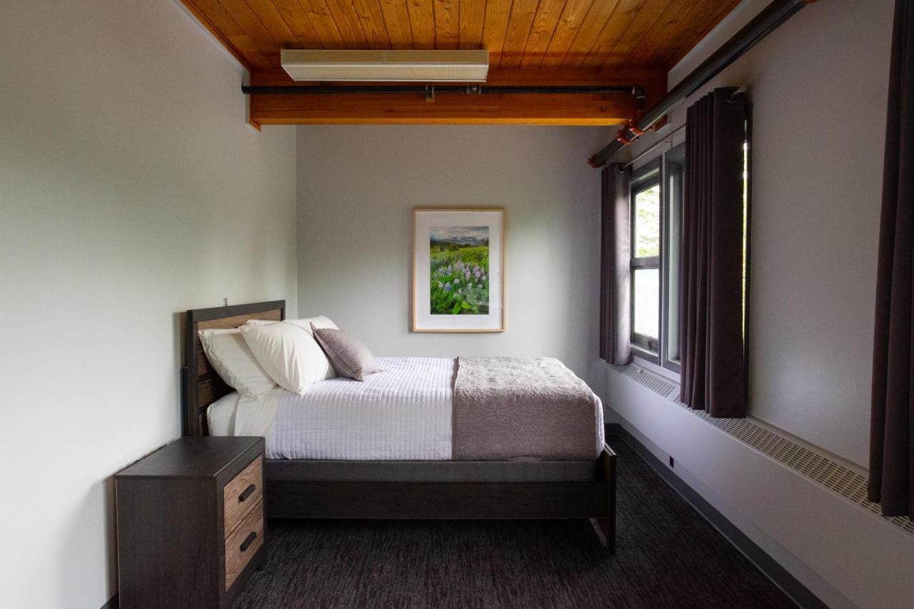 Seward Adventure Lodge Экстерьер фото